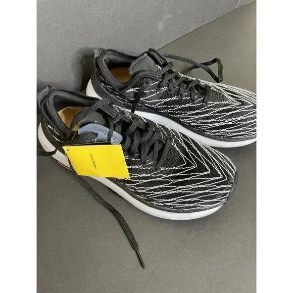 Brandblack Black Tarantula Runner Sneaker Vibram Sole Women's Size 8 NEW - Picture 3 of 7